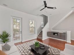 Picture of 956 Sombra Street, Tampa, FL 33619