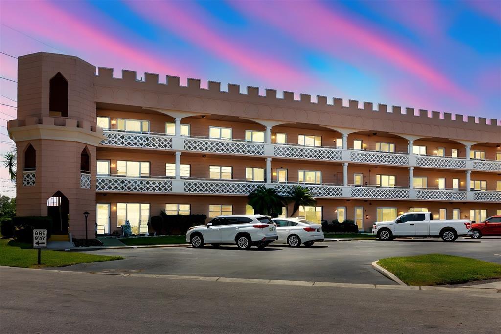 Picture of 2457 Ecuadorian Way Unit 63, Clearwater, FL 33763