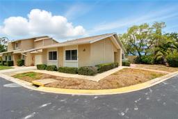 Picture of 1671 Cape Ann Avenue Ne Unit 4, St Petersburg, FL 33702