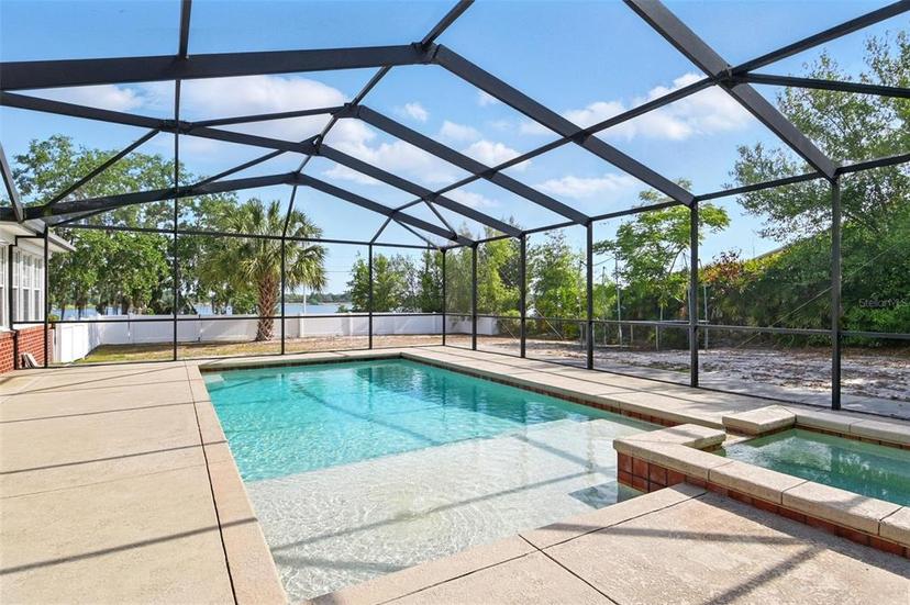 Picture of 1002 Lake Elbert Drive Se, Winter Haven FL 33880