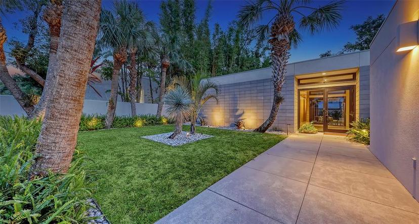 Picture of 1658 Hawthorne Street, Sarasota FL 34239