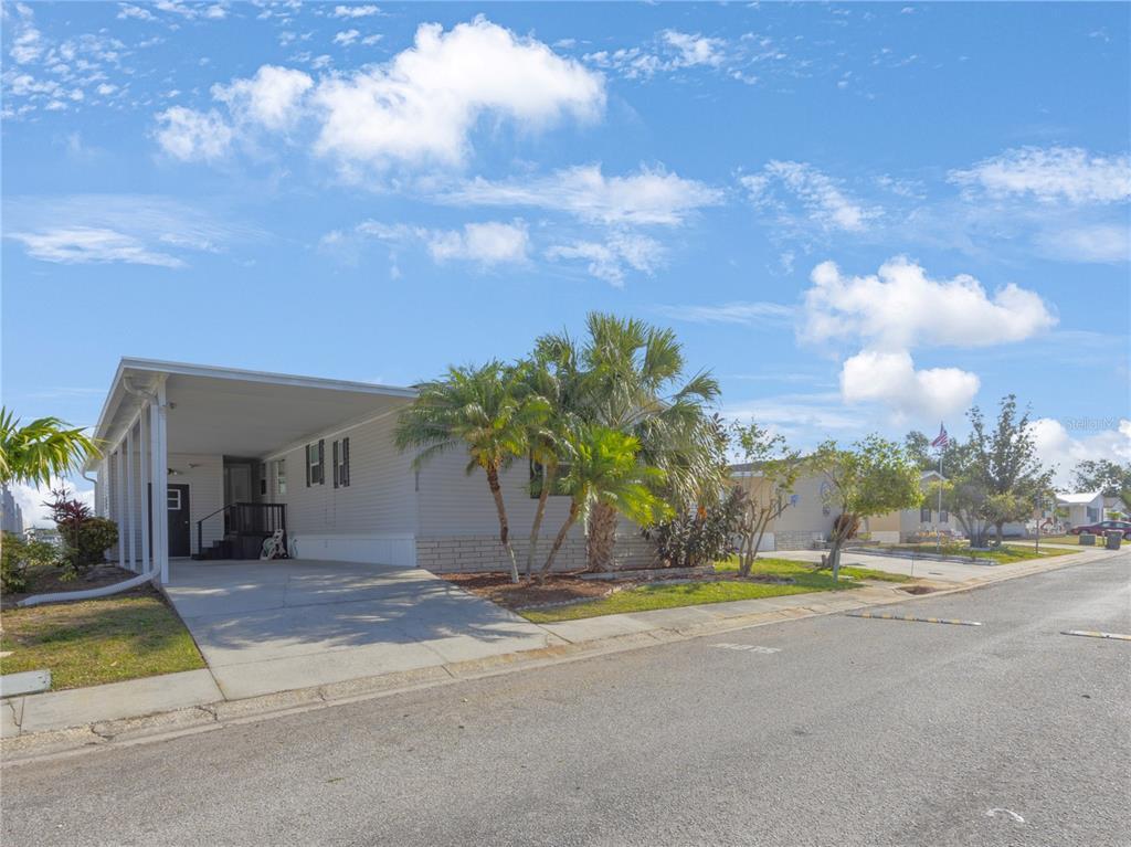 Picture of 9416 Star Gazer Lane, Riverview, FL 33578