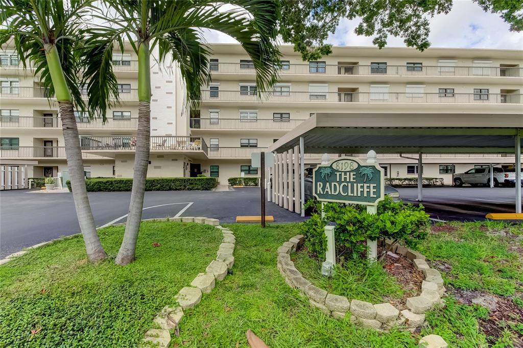Picture of 8198 Terrace Garden Drive N Unit 109, St Petersburg, FL 33709