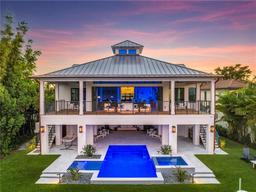 Picture of 721 Brightwaters Boulevard Ne, St Petersburg, FL 33704