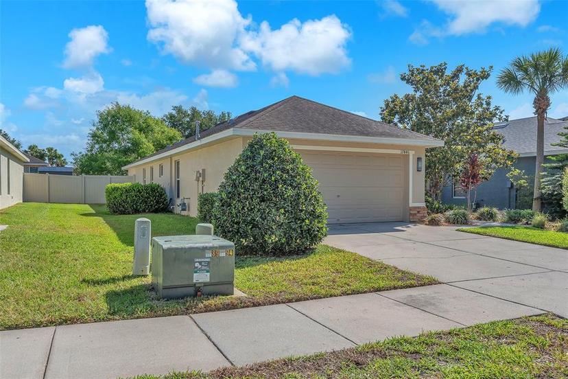 Picture of 17446 New Cross Circle, Lithia FL 33547