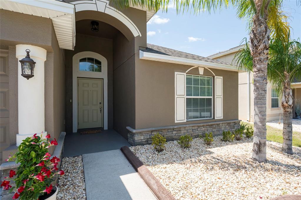 Picture of 18353 Briar Oaks Drive, Hudson, FL 34667