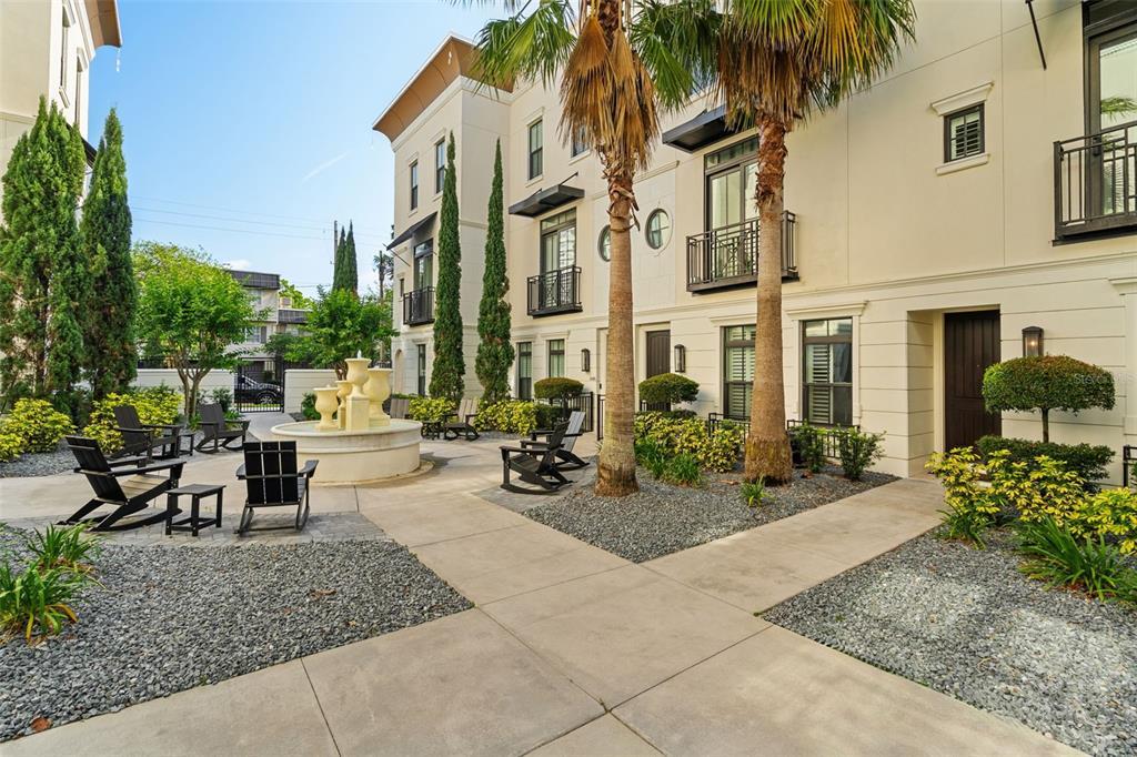 Picture of 654 Mariposa Street, Orlando, FL 32801