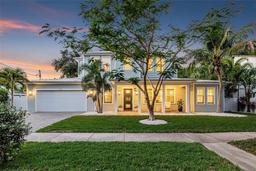 Picture of 3711 W Barcelona Street, Tampa, FL 33629