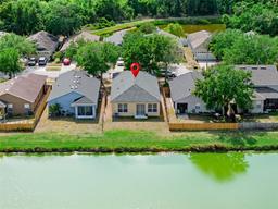 Picture of 8420 Deer Chase Drive, Riverview, FL 33578