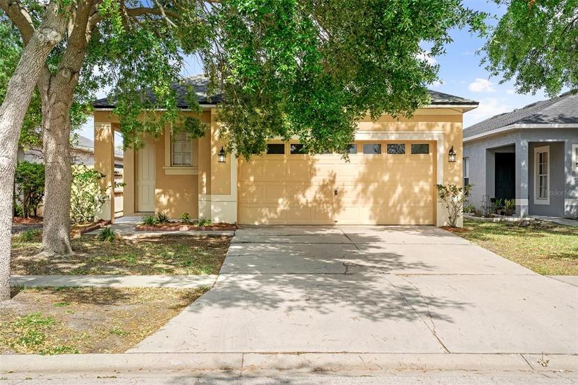 Picture of 8420 Deer Chase Drive, Riverview FL 33578