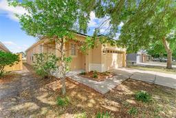 Picture of 8420 Deer Chase Drive, Riverview, FL 33578