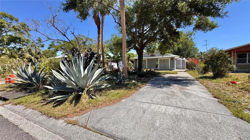 Picture of 2448 45Th Street S, St Petersburg FL 33711