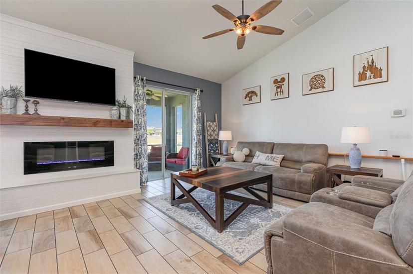 Picture of 11938 Bahia Valley Drive, Riverview FL 33579