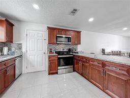 Picture of 3120 Ginger Circle, Orlando, FL 32826