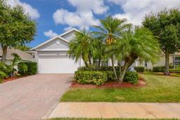 Picture of 590 Valencia Circle Sw, Vero Beach, FL 32968