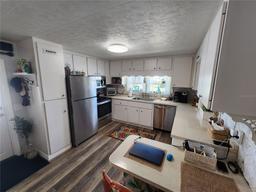 Picture of 104 48Th Avenue Drive W, Bradenton, FL 34207