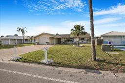 Picture of 4043 Topsail Trail, New Port Richey, FL 34652