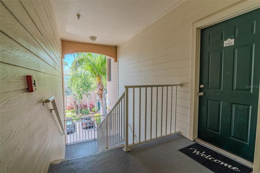 Picture of 5301 Bay Club Circle, Tampa FL 33607