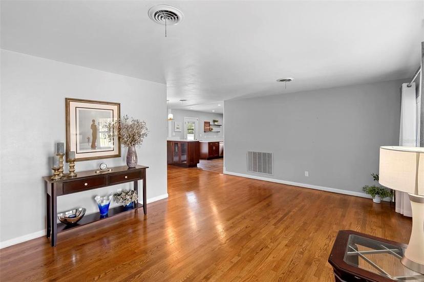 Picture of 4700 Larado Place, Orlando FL 32812