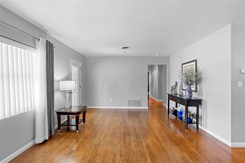 Picture of 4700 Larado Place, Orlando FL 32812