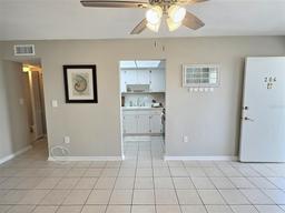 Picture of 1001 77Th Avenue N Unit 206, St Petersburg, FL 33702