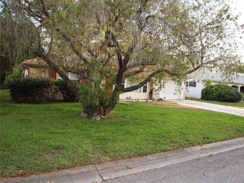 Picture of 8600 Village Mill Row, Hudson FL 34667
