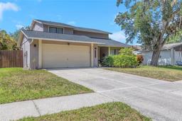 Picture of 4915 Pennsbury Drive, Tampa, FL 33624