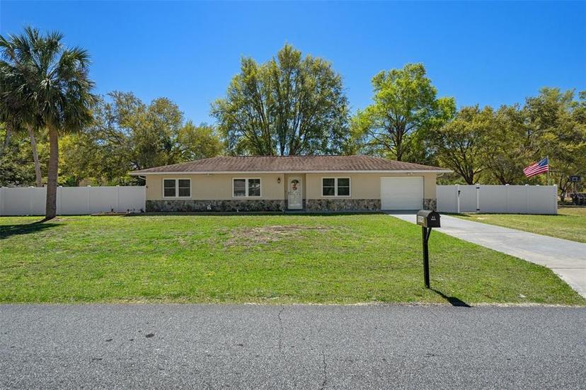 Picture of 8098 SW Longfellow Street, Homosassa FL 34448