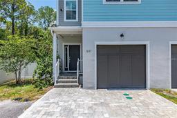 Picture of 1237 Savona Drive Ne, St Petersburg, FL 33702