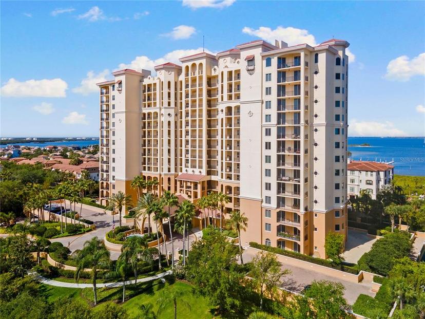 Picture of 5823 Bowen Daniel Drive Unit 906, Tampa FL 33616