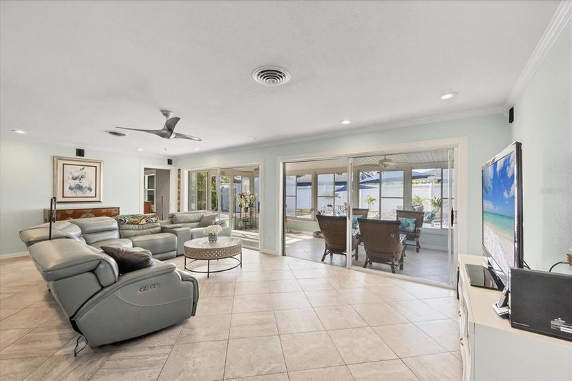 Picture of 421 Blackburn Road, Nokomis FL 34275
