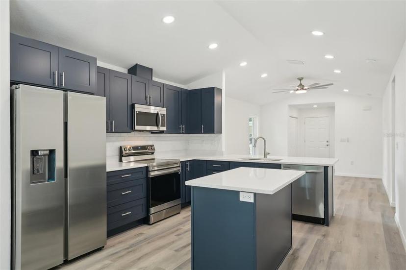 Picture of 950 W 2Nd Street, Lakeland FL 33805