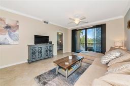 Picture of 16804 Vardon Terrace Unit 205, Bradenton, FL 34211