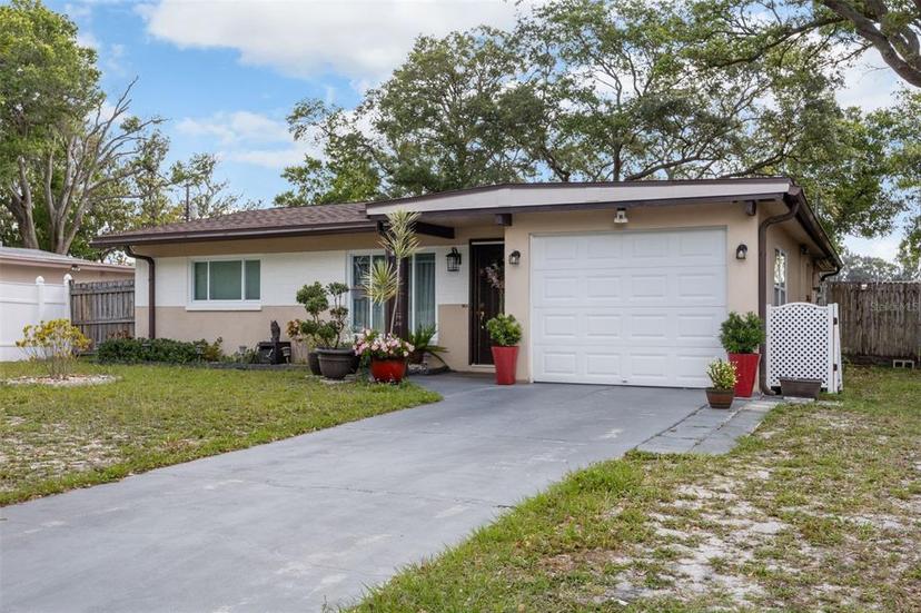 Picture of 2167 Euclid Circle E, Clearwater FL 33764