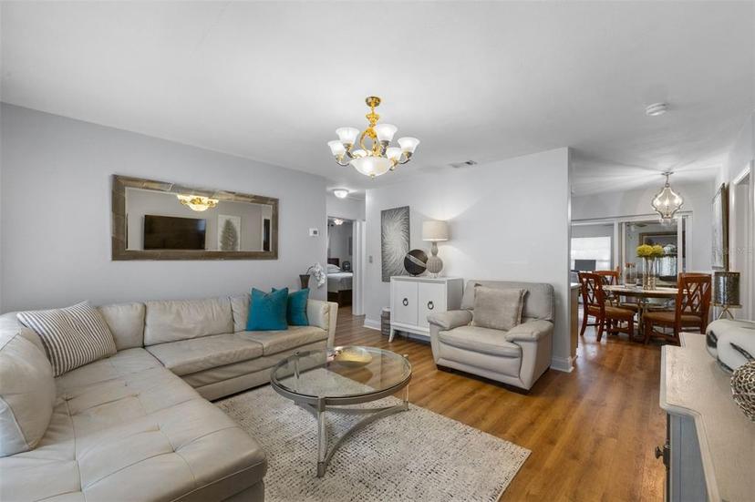 Picture of 2167 Euclid Circle E, Clearwater FL 33764