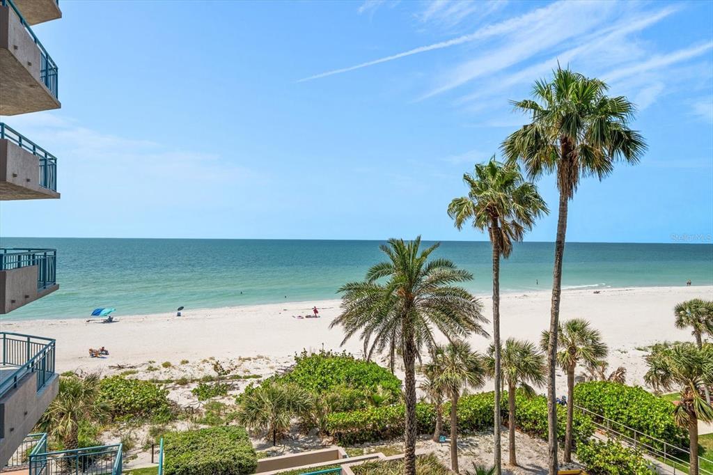 Picture of 1520 Gulf Boulevard Unit 404, Clearwater, FL 33767