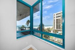 Picture of 1520 Gulf Boulevard Unit 404, Clearwater, FL 33767