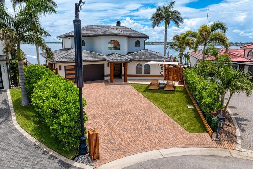 Picture of 2250 Donato Drive, Belleair Beach FL 33786