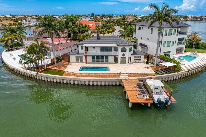 Picture of 2250 Donato Drive, Belleair Beach FL 33786
