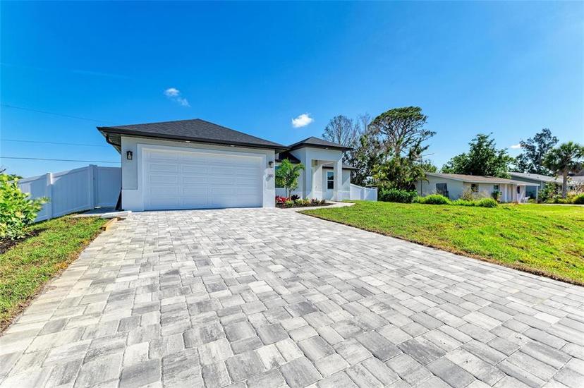 Picture of 380 Holly Road, Venice FL 34293