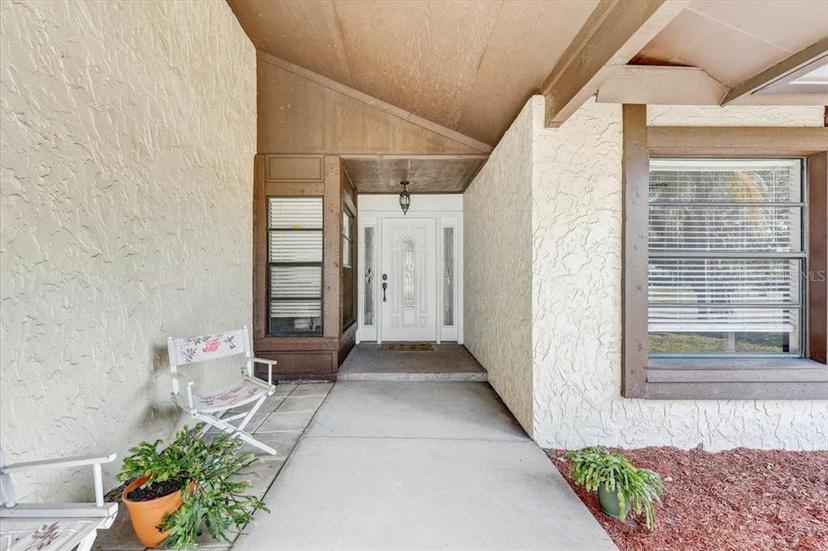 Picture of 614 Sandalwood Drive, Plant City FL 33563