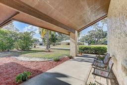 Picture of 614 Sandalwood Drive, Plant City, FL 33563