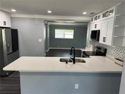 Picture of 2205 N Grady Avenue, Tampa, FL 33607