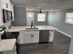 Picture of 2205 N Grady Avenue, Tampa, FL 33607