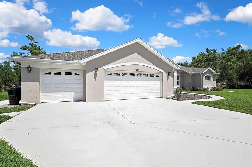 Picture of 7495 Birdland Crescent, Spring Hill FL 34607