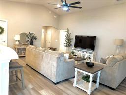Picture of 2000 Golden Beak Drive, Eagle Lake, FL 33839
