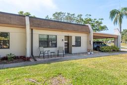 Picture of 1472 Mission Hills Boulevard Unit 24F, Clearwater, FL 33759