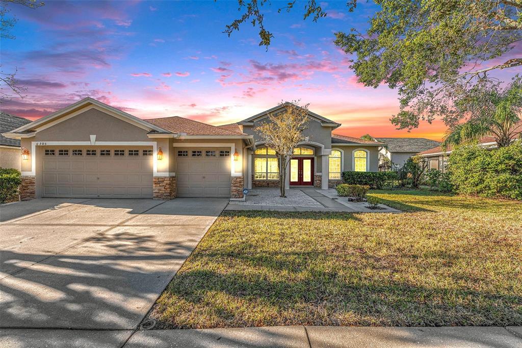 Picture of 6305 Bridgevista Drive, Lithia, FL 33547