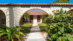Picture of 2259 Pueblo Lane Unit V38, Sarasota, FL 34231