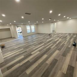 Picture of 7113 Channelside Lane N, Pinellas Park, FL 33781